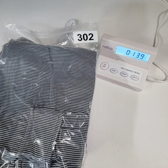 Banana Republic Cargo Shorts Mens 34 Pinstripe Pockets Summer Casual Lightweight - Picture 14 of 14